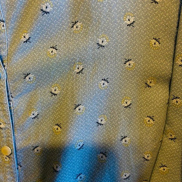 #4477 Liz Claiborne Woman blue button down long sleeve shirt size 1X - Picture 5 of 7